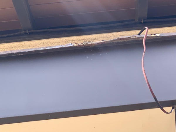 焼津市T様_霧よけ屋根_施工前4