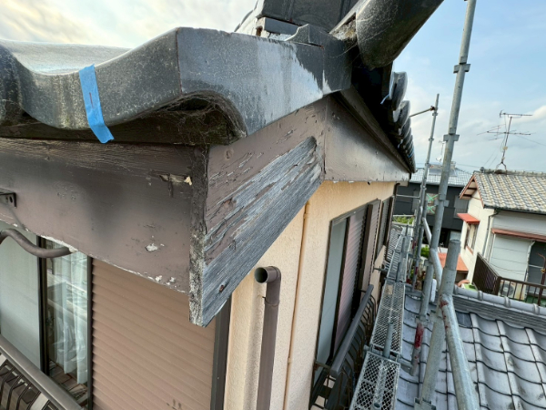 藤枝市M様_鼻隠し板金_施工前