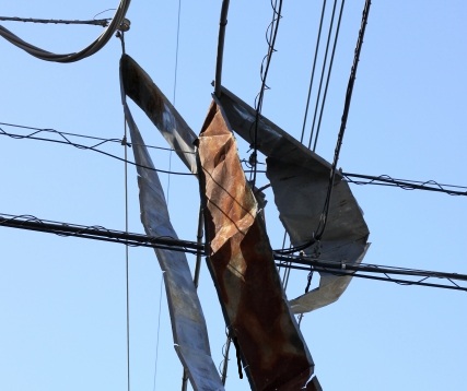 谷樋　雨漏りの原因　板金