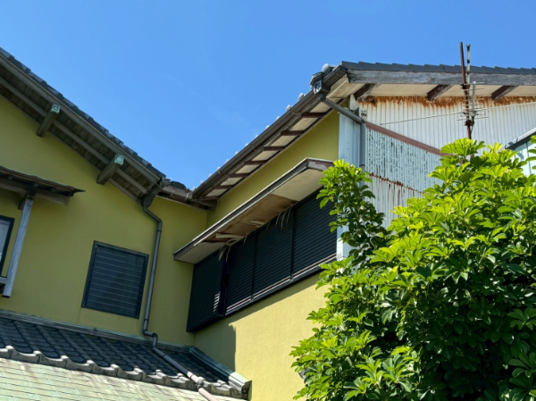焼津市F様_軒天板金_施工前4