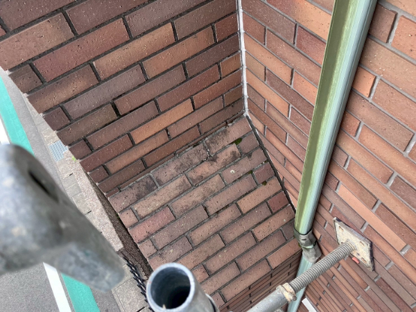 藤枝市U様サッシ雨漏り_施工前