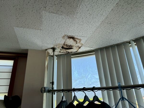 静岡県藤枝市_雨漏り修理_施工前_室内