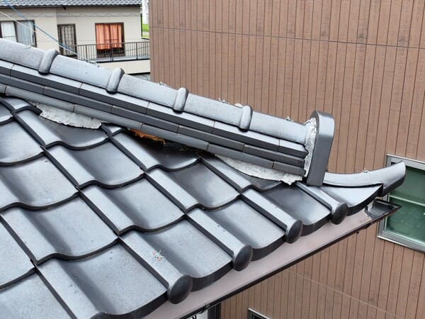 静岡県藤枝市_瓦屋根修理_施工前