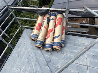 静岡県裾野市 屋根重ね張り工事 かわらU撤去・化粧スレート→石付板金セネターへ