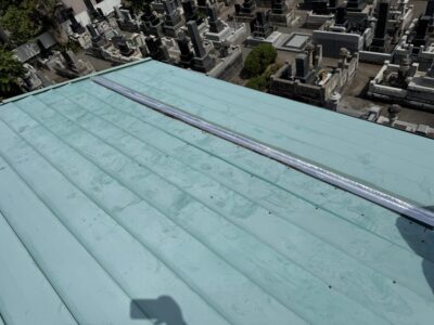 静岡県裾野市 屋根重ね張り工事 かわらU撤去・化粧スレート→石付板金セネターへ